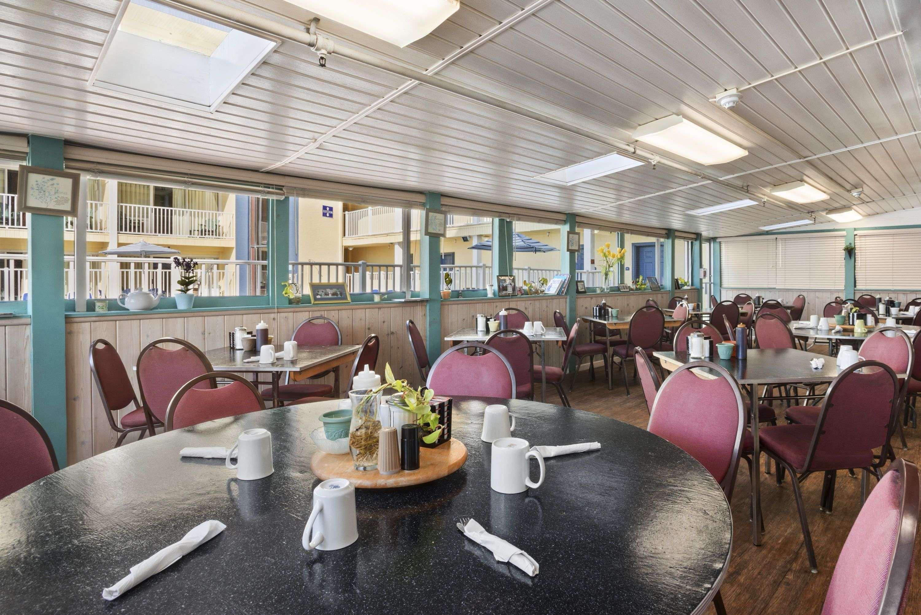 Howard Johnson By Wyndham Ocean City Oceanfront Buitenkant foto