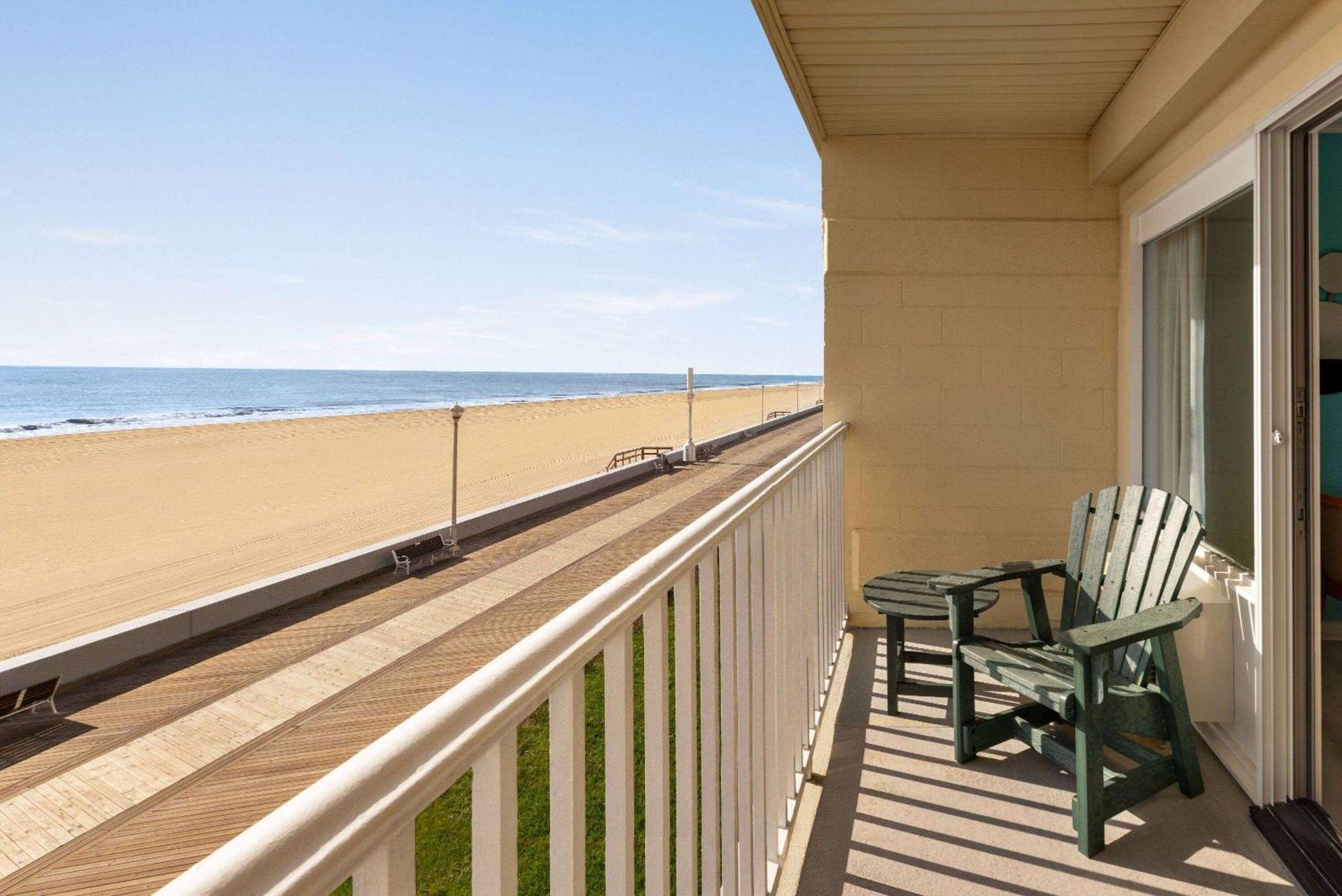 Howard Johnson By Wyndham Ocean City Oceanfront Buitenkant foto