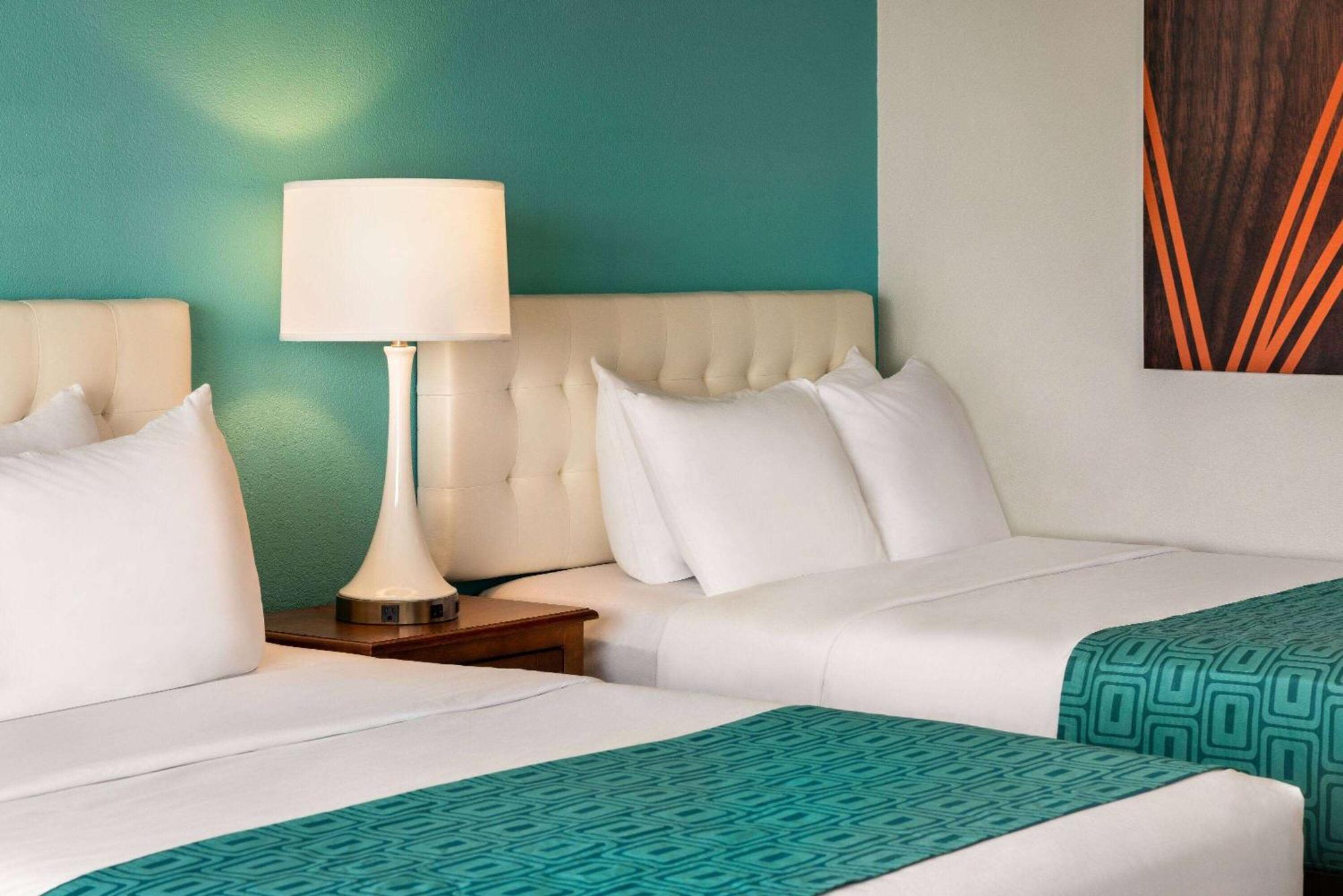 Howard Johnson By Wyndham Ocean City Oceanfront Buitenkant foto