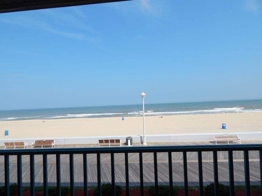 Howard Johnson By Wyndham Ocean City Oceanfront Buitenkant foto